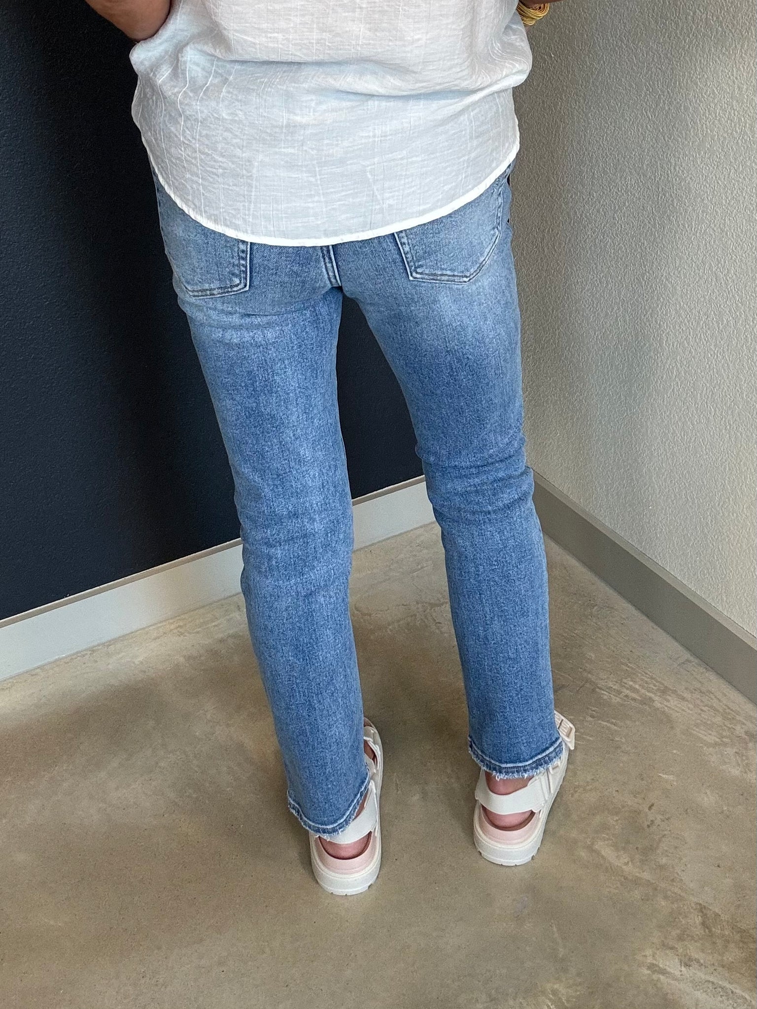 Mid Rise Slim Straight Jeans by Bayeas