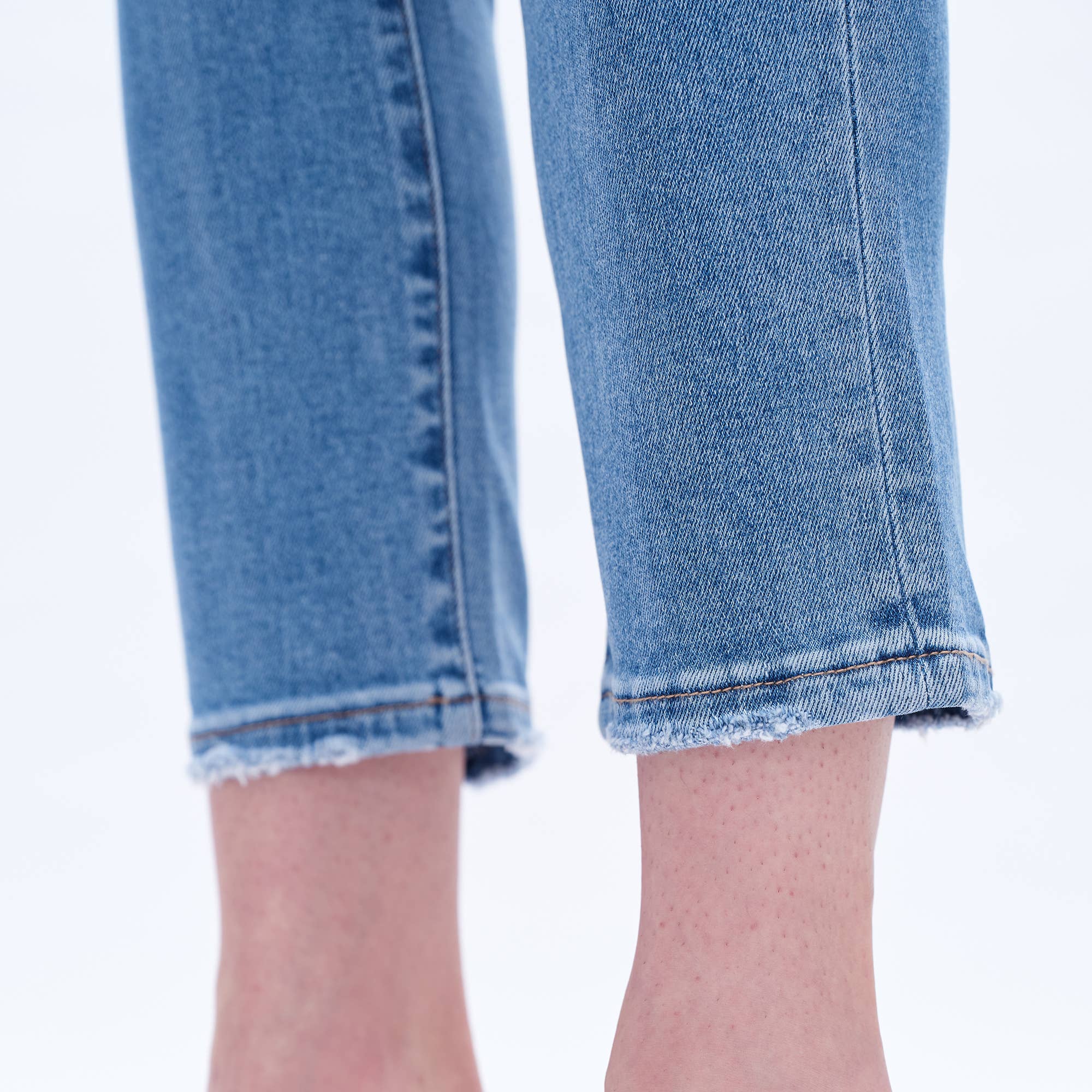 Mid Rise Slim Straight Jeans by Bayeas